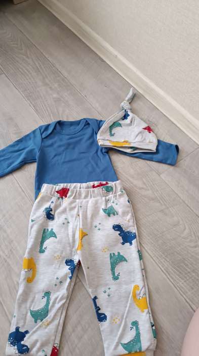 Фотография покупателя товара Комплект: боди, шапочка и брюки Крошка Я "Dogs", рост 74-80 см - Фото 3