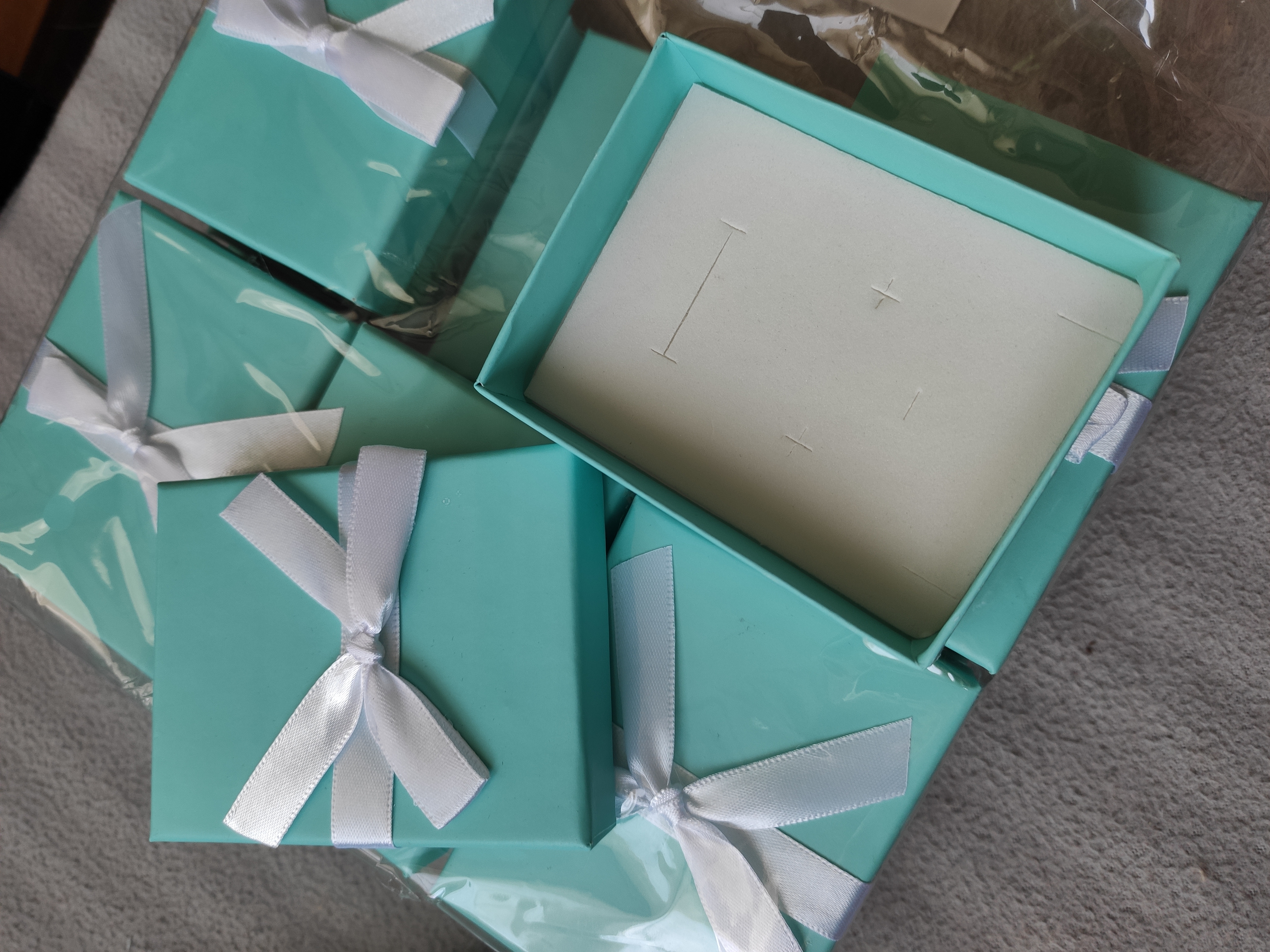 Фотография покупателя товара Коробочка подарочная под набор «Тиффани», 5×8, цвет бирюзовый - Фото 7