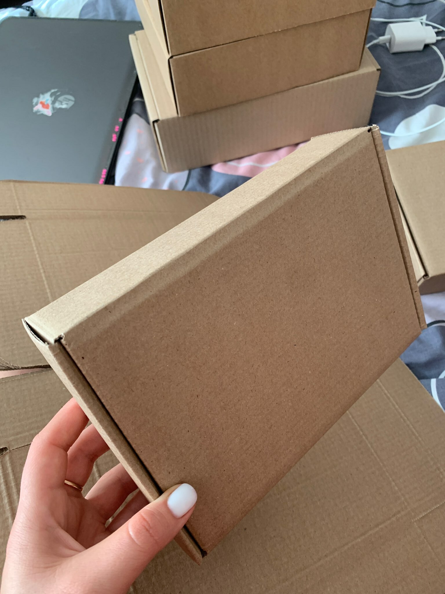 Фотография покупателя товара Коробка самосборная, бурая, 21 х 15 х 5 см - Фото 1