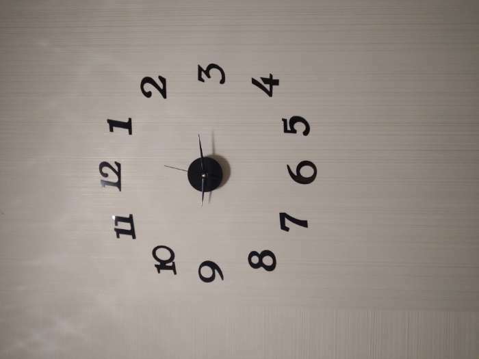 Фотография покупателя товара Часы-наклейка, серия: DIY, "Ясмина", плавный ход, d-45 см, секундная 12 см, цифра 7.5 х 5 см - Фото 5