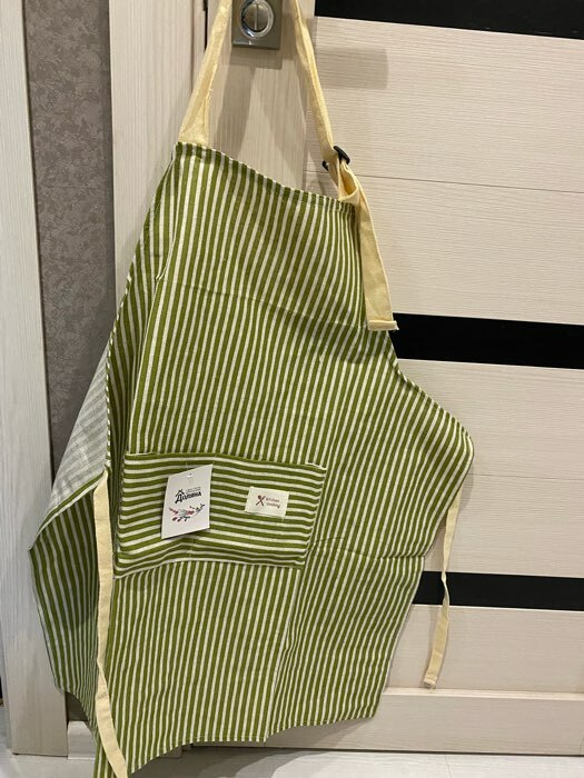 Фотография покупателя товара Фартук Доляна с карманом, цв.зеленый, 70*65±4см, 100% хл, рогожка