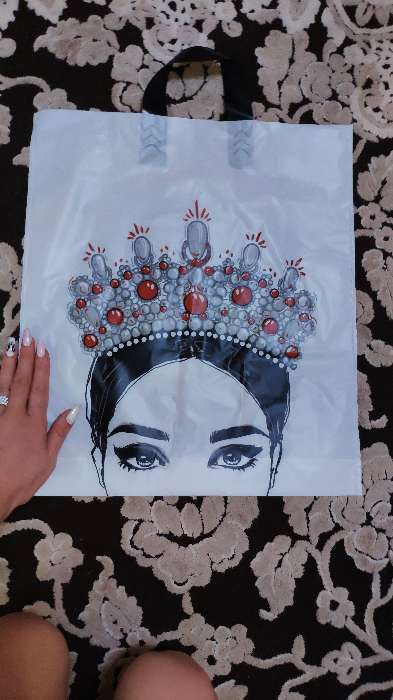 Фотография покупателя товара Пакет полиэтиленовый с петлевой ручкой «Девушка с короной», 40 × 45 см - Фото 1