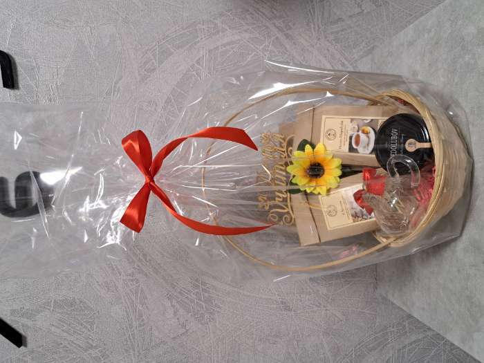 Фотография покупателя товара Плёнка для цветов и букетов, прозрачная 0.7×15 м, 400 г, 40 мкм - Фото 30