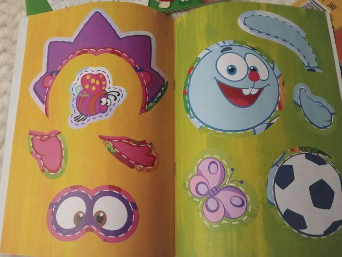 Фотография покупателя товара Книга с аппликациями, 20 стр., А5, Смешарики - Фото 5