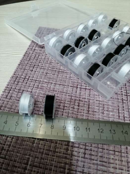 Фотография покупателя товара Набор шпулек с нитками, в органайзере, d = 20 мм, 25 шт, цвет чёрный/белый - Фото 21