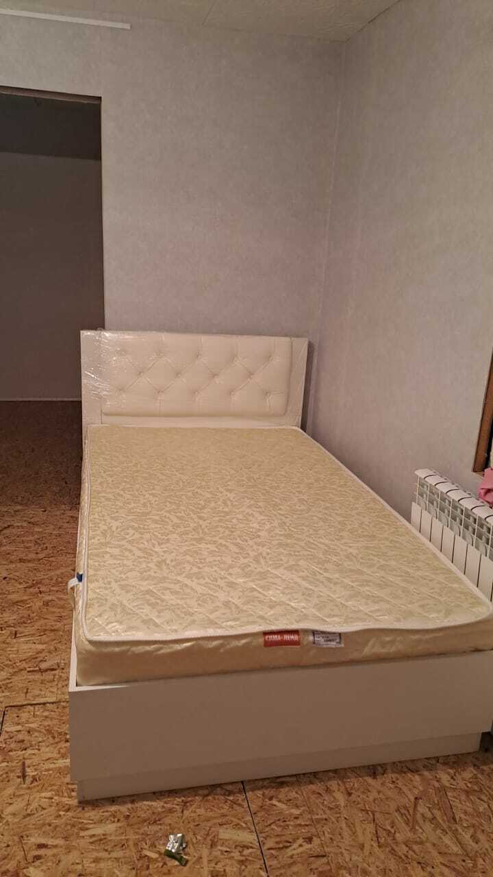 Фотография покупателя товара Кровать односпальная «Венеция 12.2», с мягким изголовьем, 1400×2000 мм, экокожа, цвет белый/ясень кремовый матовый - Фото 5