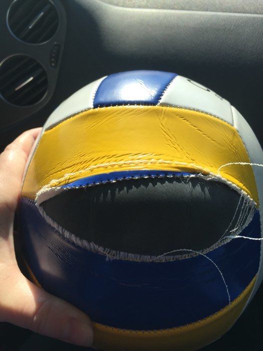 Фотография покупателя товара Мяч волейбольный ONLYTOP, ПВХ, машинная сшивка, 18 панелей, р. 5 - Фото 7