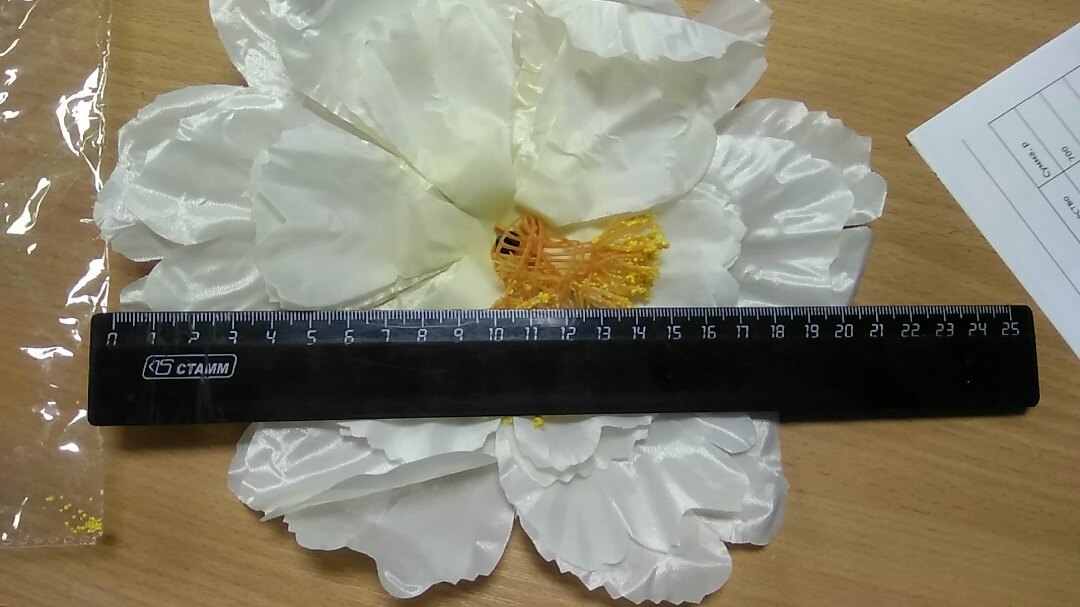 Фотография покупателя товара Белый цветок для свадебного декора, 30,5 х 23 х 1,8 см