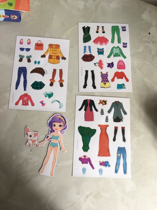 Фотография покупателя товара Магнитная игра с одеждой «Лиза и Чаппи»