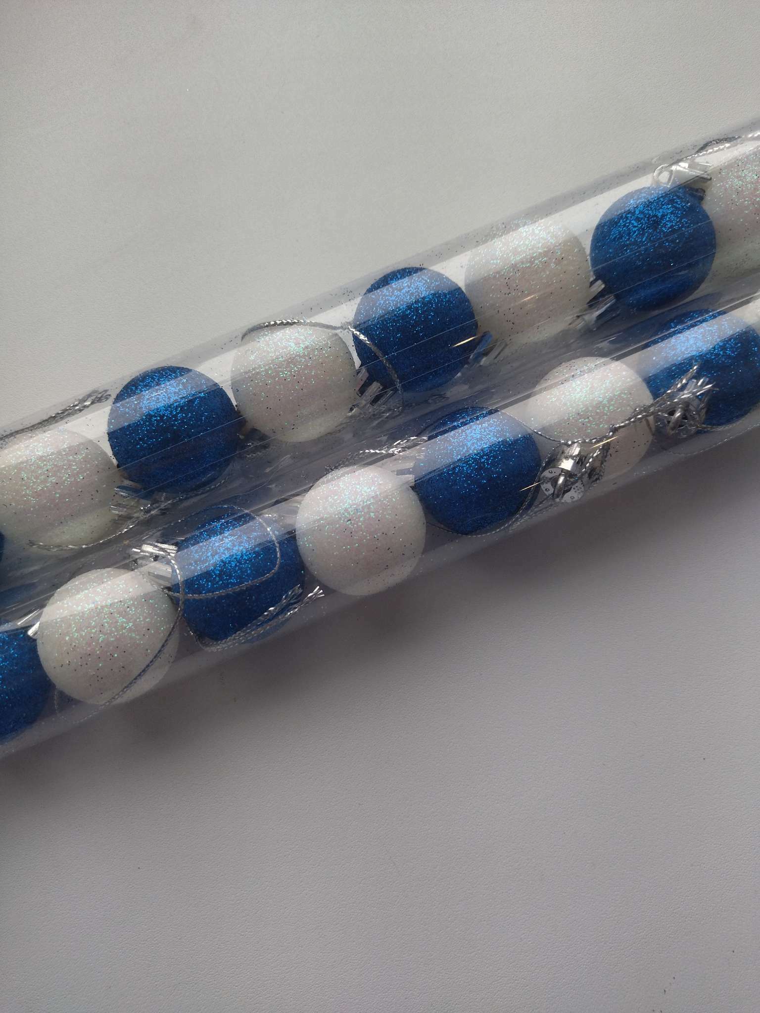 Фотография покупателя товара Набор шаров пластик d-3 см, 15 шт "Блеск" белый синий - Фото 4