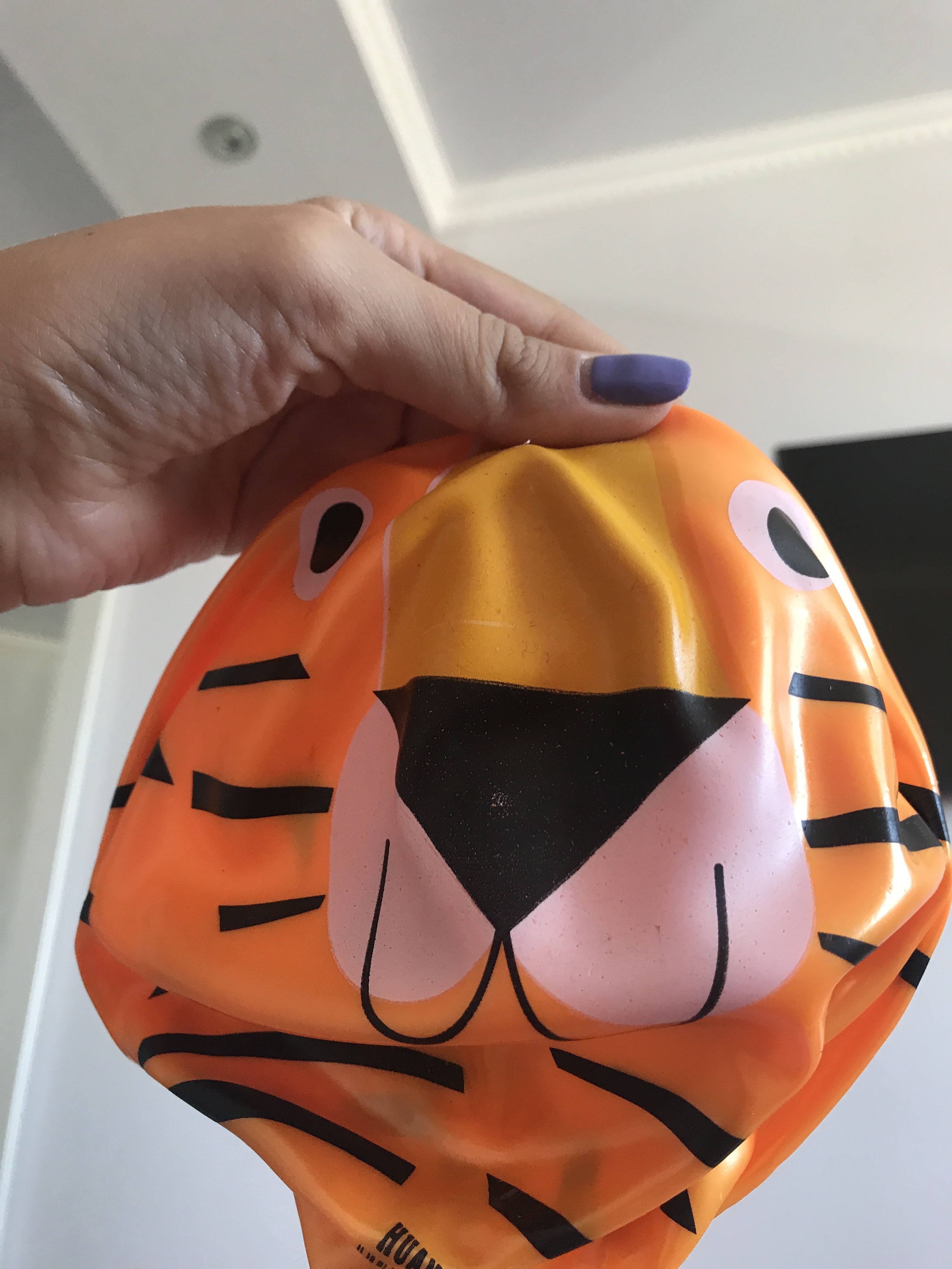 Фотография покупателя товара Мяч детский «Тигренок», d=22 см, 50 г, цвет оранжевый