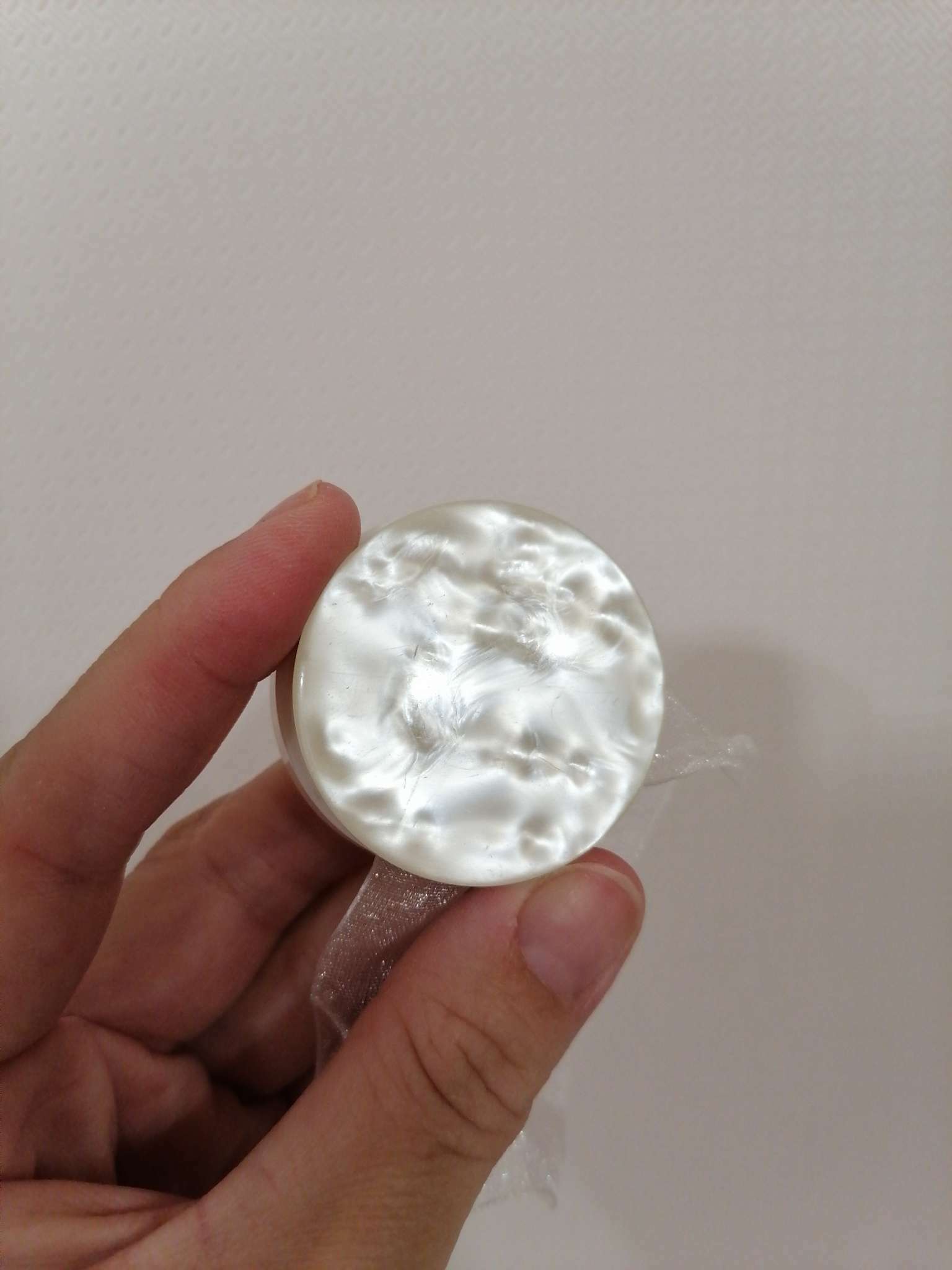 Фотография покупателя товара Подхват для штор «Жемчужина», d = 4 см, цвет белый