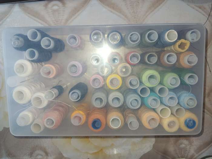 Фотография покупателя товара Органайзер для ниток, 42 катушки, 23,7 × 13,7 × 6,6 см, цвет прозрачный - Фото 11