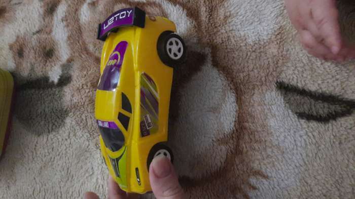 Фотография покупателя товара Машина гоночная, пластмассовая, 15 х 6 х 5 см, МИКС - Фото 2