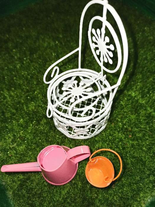 Фотография покупателя товара Миниатюра «Ведро малое», размер: 2,5×2,5×2,5 см, цвет оранжевый - Фото 2