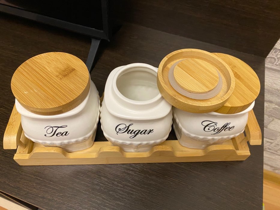 Фотография покупателя товара Набор банок керамических для сыпучих продуктов на деревянной подставке «Эстет», 3 предмета: 650 мл, цвет белый - Фото 1