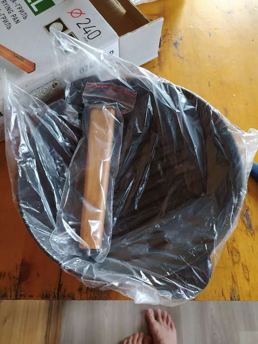 Фотография покупателя товара Сковорода чугунная гриль "ОПТИМА", 240 х 40 мм, ТМ BRIZOLL - Фото 2