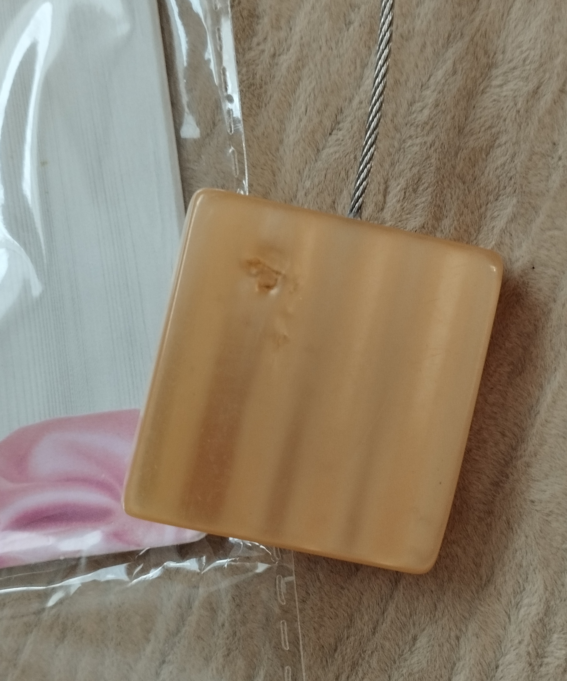 Фотография покупателя товара Подхват для штор «Круг и Квадрат», 4 × 4 см, цвет молочный - Фото 4