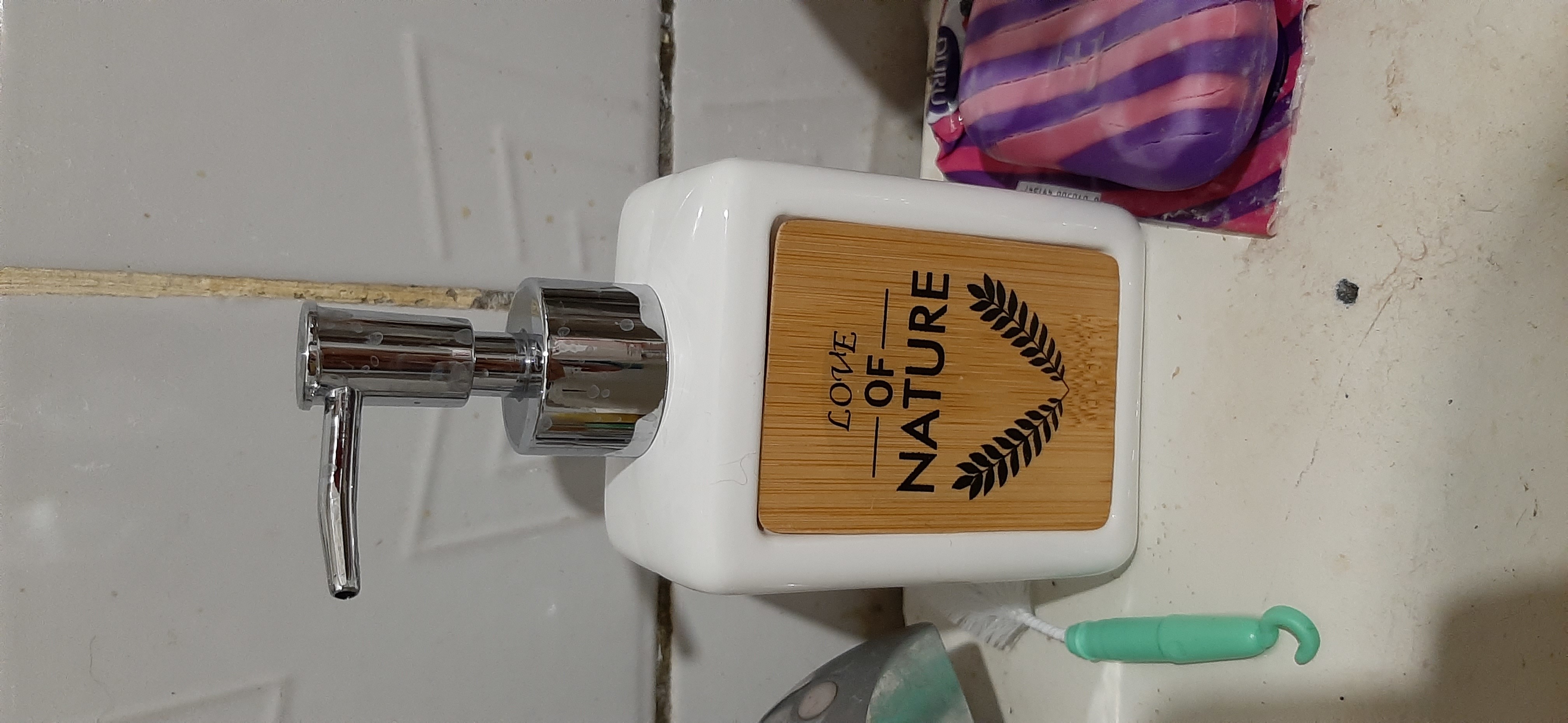 Фотография покупателя товара Дозатор для жидкого мыла SAVANNA «Природа», 350 мл, цвет белый - Фото 4