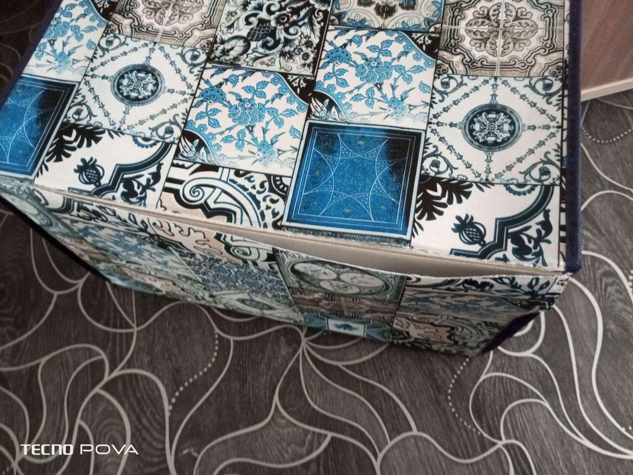 Фотография покупателя товара Короб стеллажный для хранения с крышкой Доляна «Мозаика», 40×30×25 см, цвет синий - Фото 5