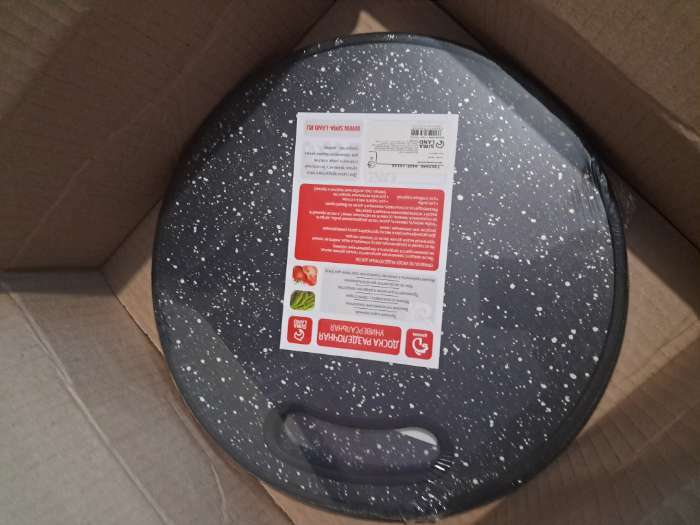 Фотография покупателя товара Доска разделочная пластиковая Доляна «Звёздное небо», круглая, d=30 см