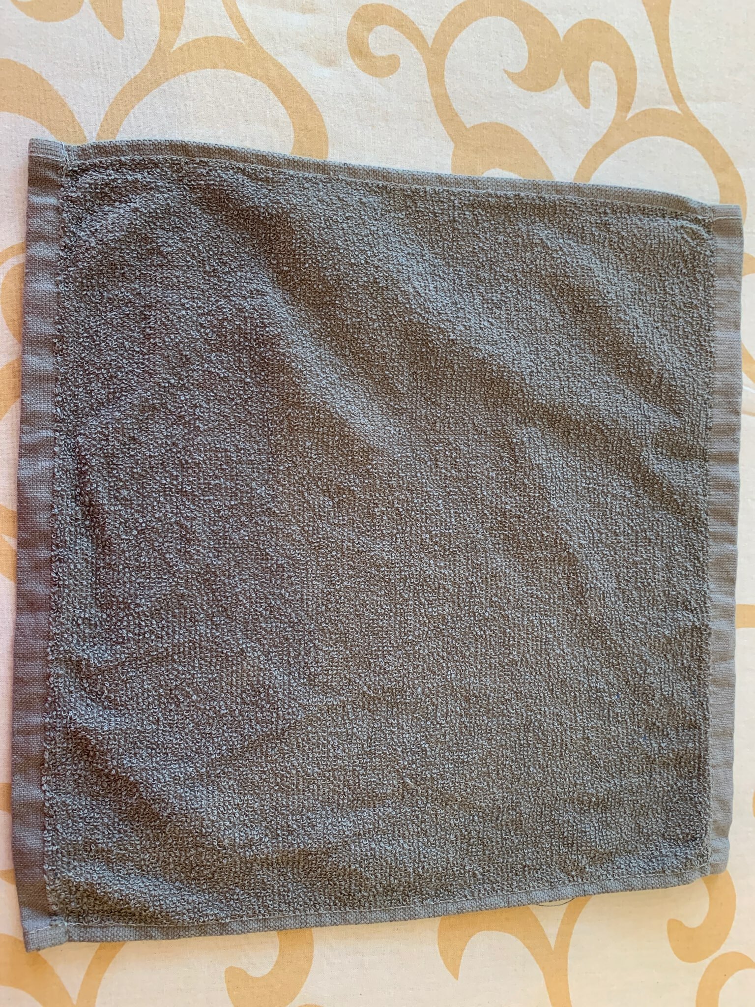 Фотография покупателя товара Салфетка махровая универсальная для уборки Экономь и Я, 30 х 30 см, цвет серый, 100% хлопок, 350 гр/м2 - Фото 2