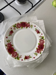 Фотография покупателя товара Тарелка обеденная Доляна «Поэзия роз», d=23 см, стеклокерамика
