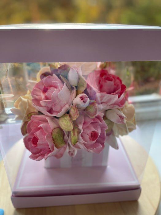 Фотография покупателя товара Коробка подарочная для цветов с вазой и PVC окнами складная, упаковка, With Love 23 х 30 х 23 см - Фото 8