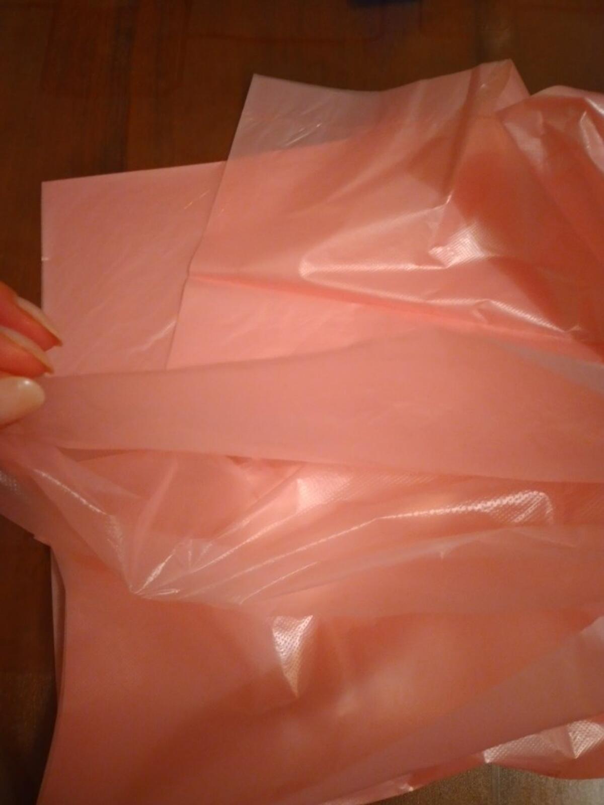 Фотография покупателя товара Набор чехлов для одежды ароматизированный «Лаванда», 65×110 см, 2 шт, цвет розовый - Фото 1