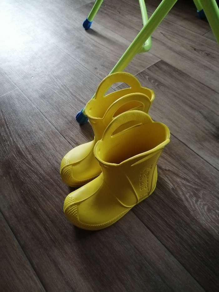 Фотография покупателя товара Сапоги резиновые детские, цвет жёлтый, размер 26-27 - Фото 9