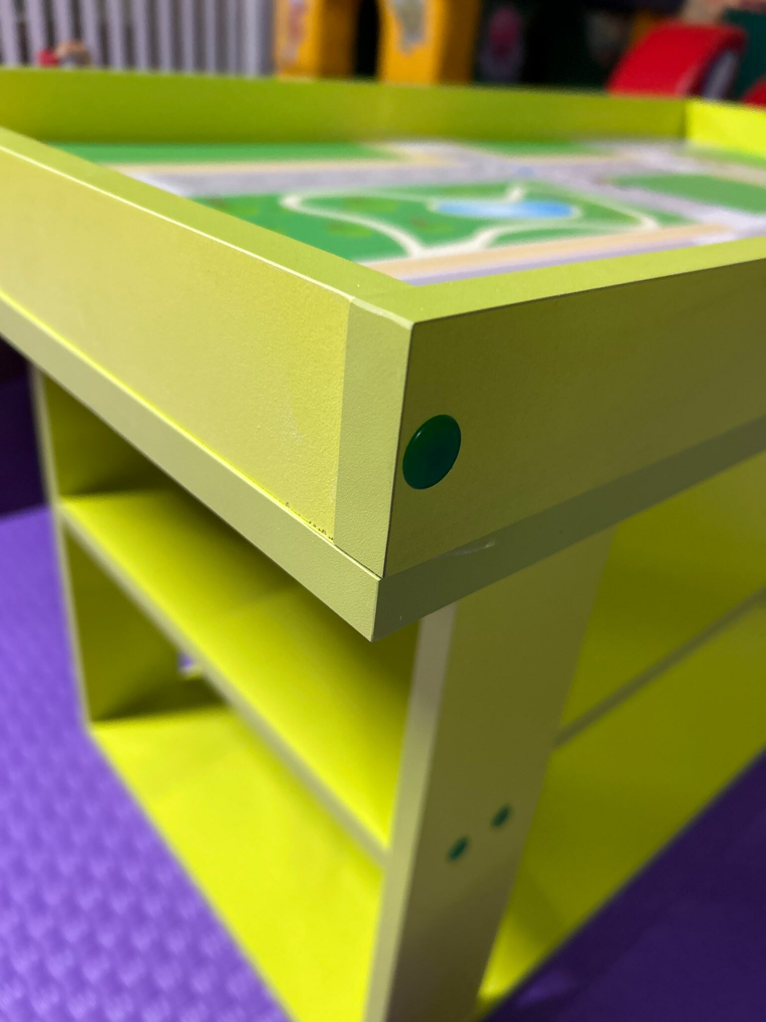Фотография покупателя товара Игровой стол для самостоятельной деятельности, 1000×550×610 мм, цвет зелёный/разноцветный - Фото 1