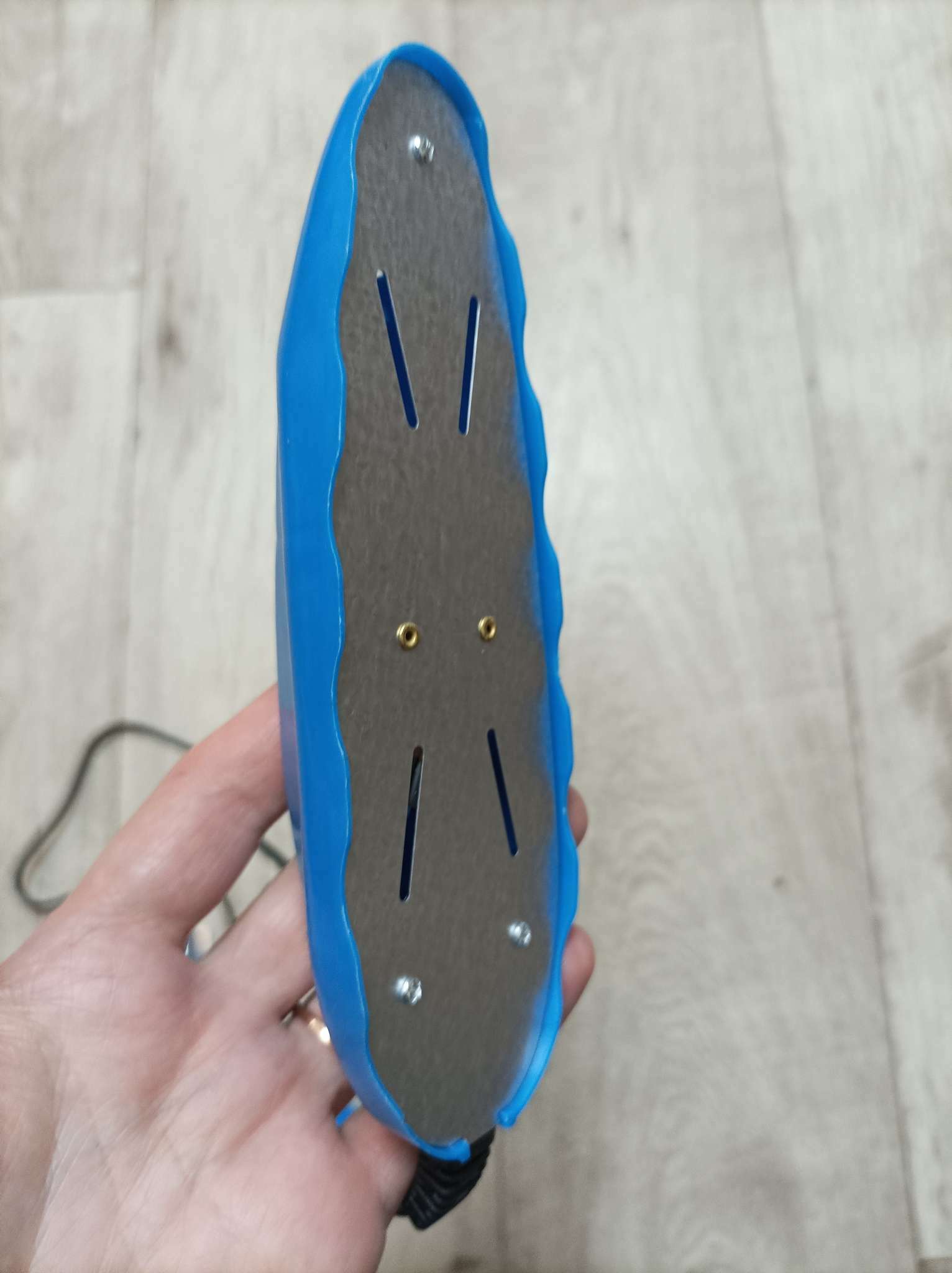 Фотография покупателя товара Сушилка для обуви Luazon LSO-13, 17 см, 12 Вт, индикатор, синяя - Фото 5
