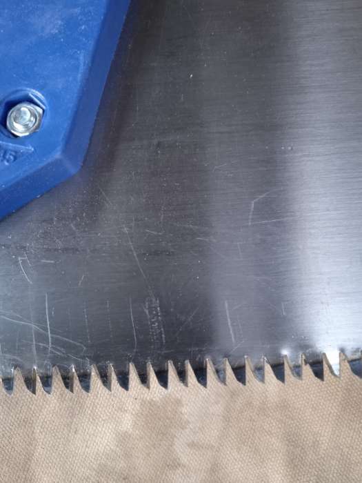 Фотография покупателя товара Ножовка по дереву ТУНДРА, 2К рукоятка, 3D заточка, каленый зуб, 7-8 TPI, 400 мм