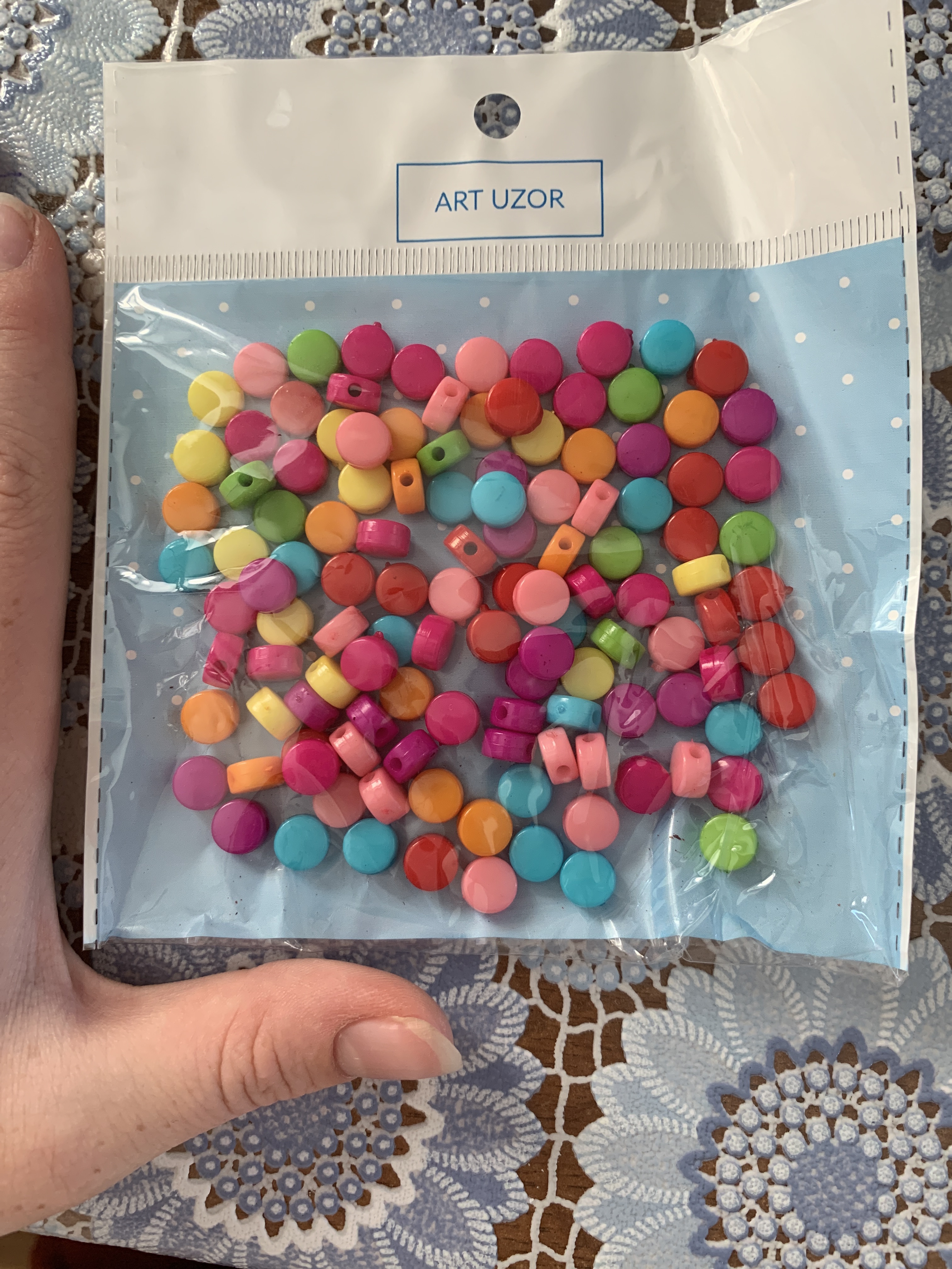 Фотография покупателя товара Бусины для творчества пластик "Цветные кругляшки" набор 120 шт 0,3х0,6х0,6 см - Фото 1