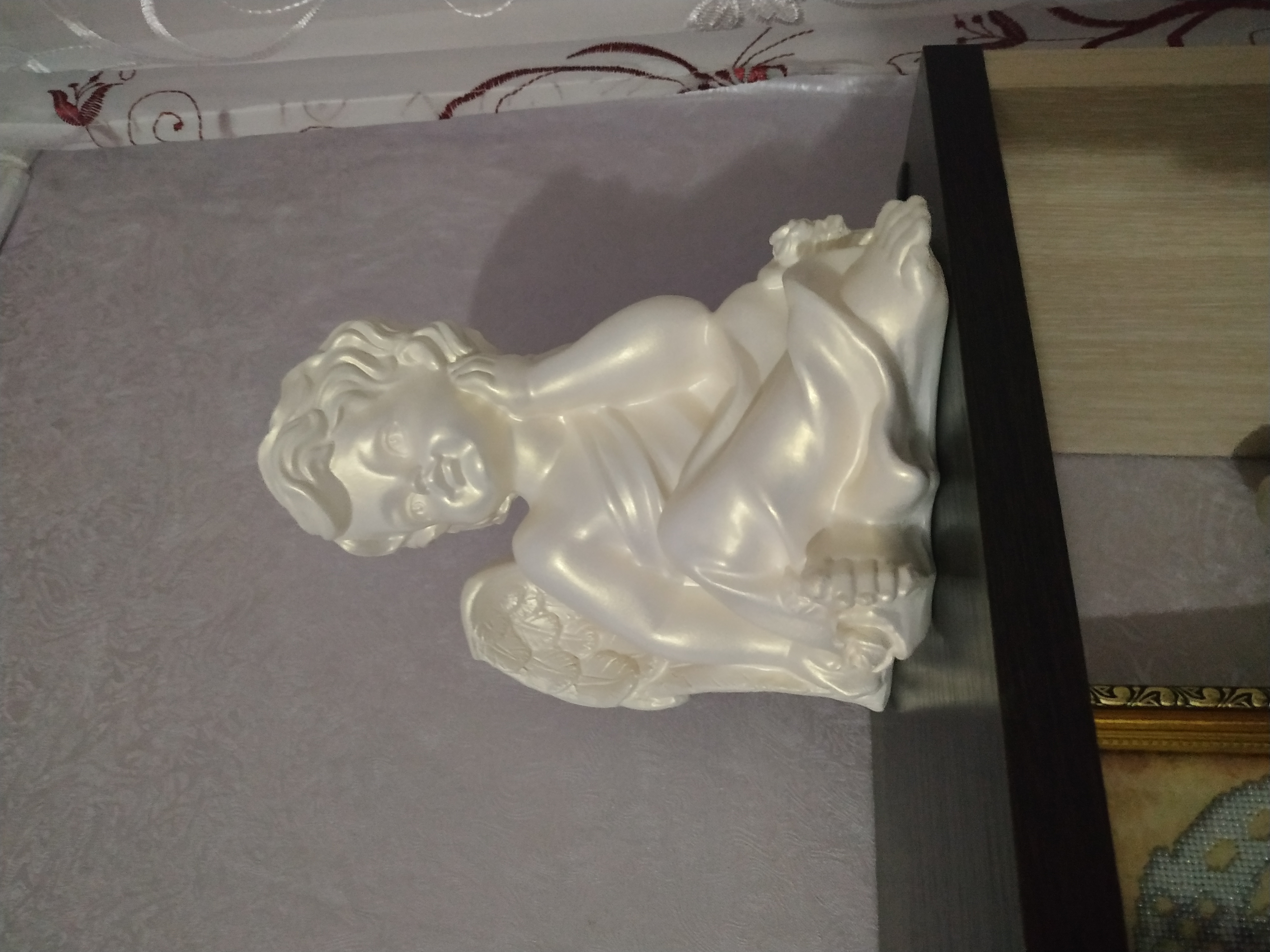 Фотография покупателя товара Статуэтка "Ангел думающий", перламутровая, 21 см