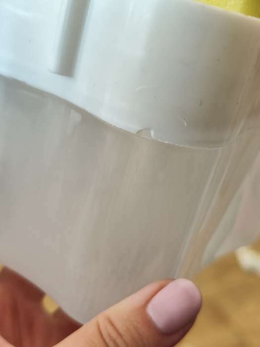 Фотография покупателя товара Дозатор для моющего средства с подставкой для губки Доляна, губка в комплекте, 385 мл, цвет белый - Фото 27