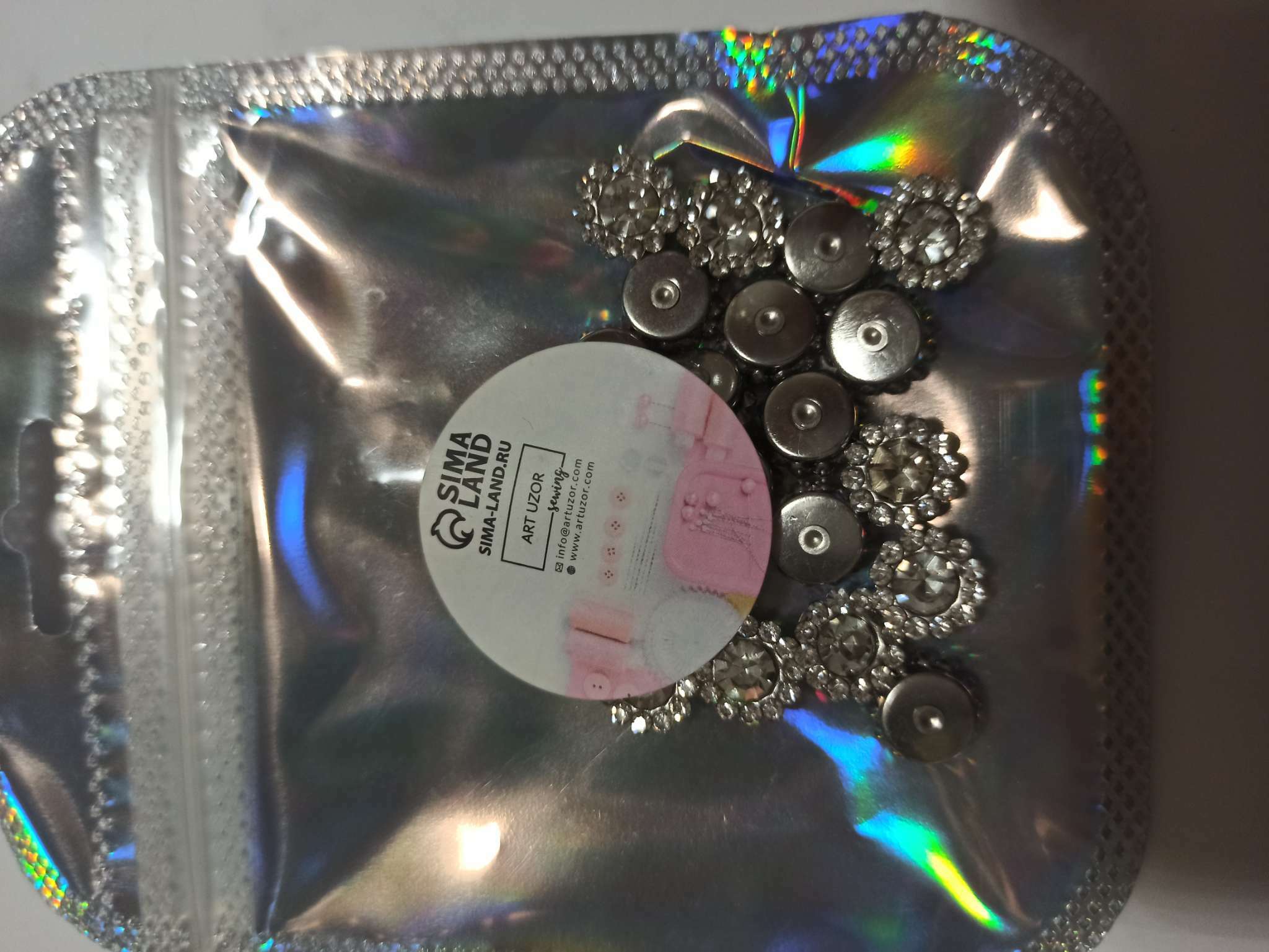 Фотография покупателя товара Набор кабошонов со стразами, пришивные, d = 9,3 мм, 20 шт, цвет серебряный - Фото 1