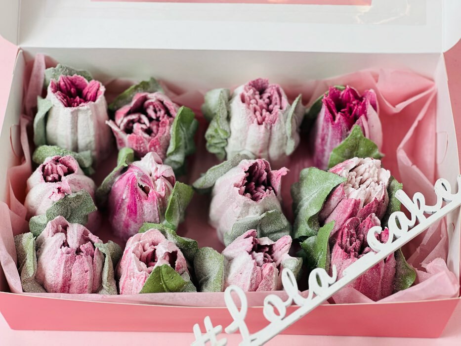 Фотография покупателя товара Кондитерская складная коробка под зефир, сиреневый, 25 х 15 х 7 см - Фото 3