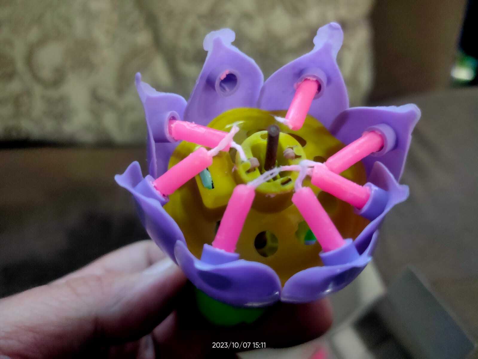 Фотография покупателя товара Свеча для торта музыкальная "Тюльпан", фиолетовая, 12×5 см - Фото 47