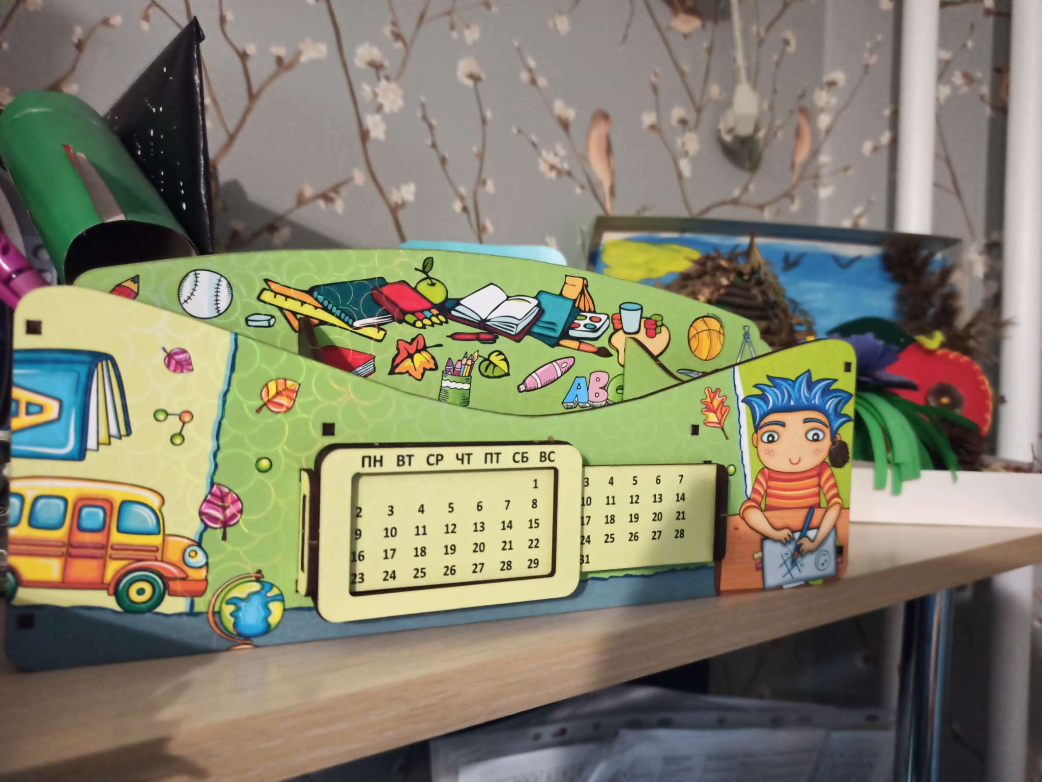 Фотография покупателя товара Органайзер для канцелярских предметов "Школа удобств", вечный календарь, цветной, зелёный - Фото 5
