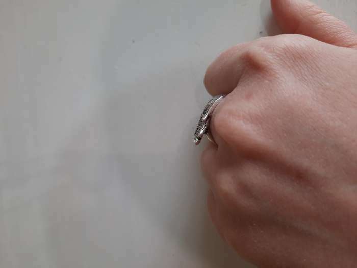 Фотография покупателя товара Кольцо «Перстень» крыло, цвет чернёное серебро, безразмерное - Фото 3