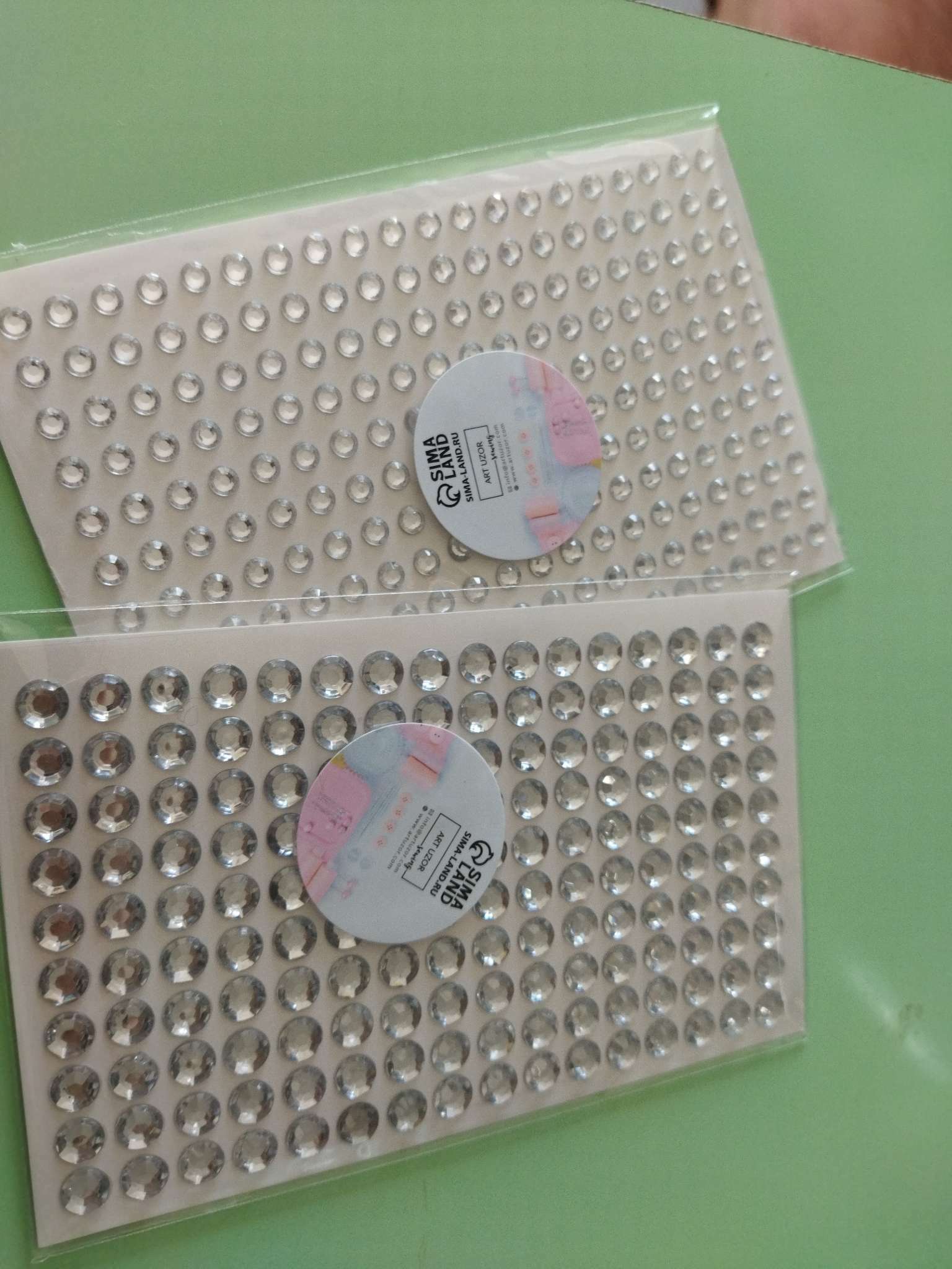 Фотография покупателя товара Стразы самоклеящиеся, d=4 мм, 220 шт. на листе, серебристый - Фото 7