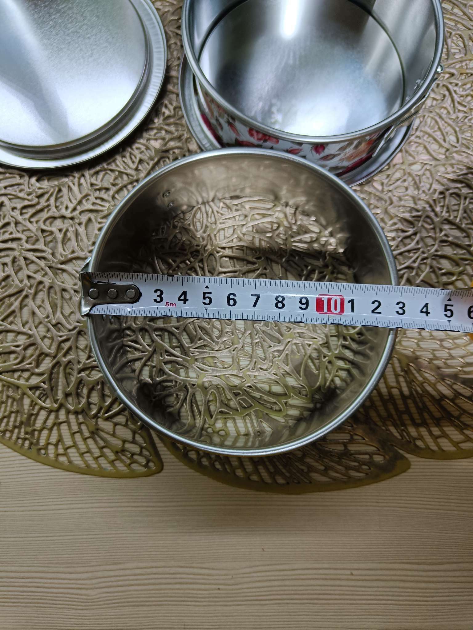 Фотография покупателя товара Форма для выпечки разъёмная «Розарий», 13×4,7 см, цвет серебряный - Фото 4