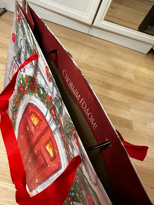 Фотография покупателя товара Пакет крафтовый вертикальный «Новогодний дом», L 31 × 40 × 11.5 см - Фото 1