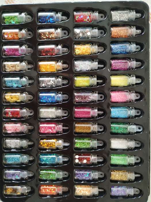 Фотография покупателя товара Ассорти для декора, в пластиковом органайзере, набор 48 бутылочек, разноцветные - Фото 1