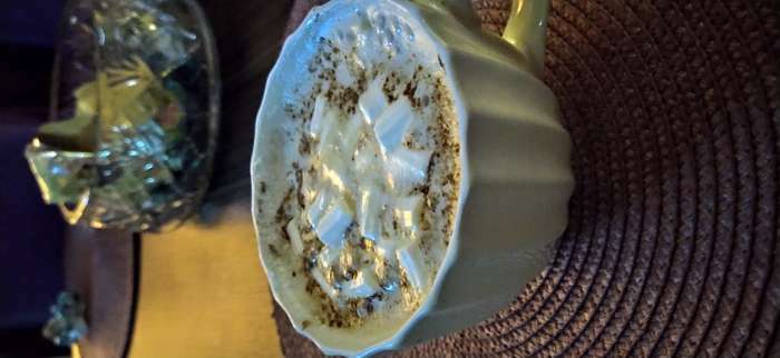 Фотография покупателя товара Кружка керамическая Доляна «Ноэми», 430 мл, цвет бежевый - Фото 2