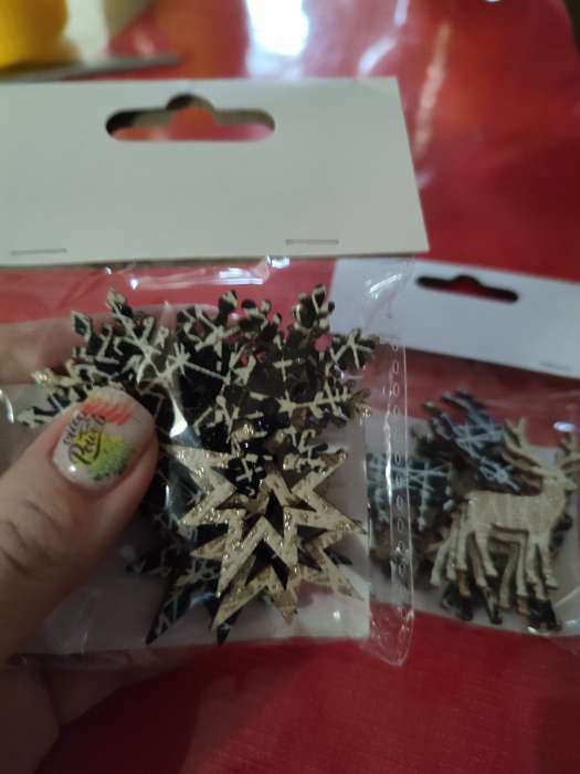 Фотография покупателя товара Новогодний декор с подсветкой «Снежинка» 8×12.5 см, набор 12 шт.
