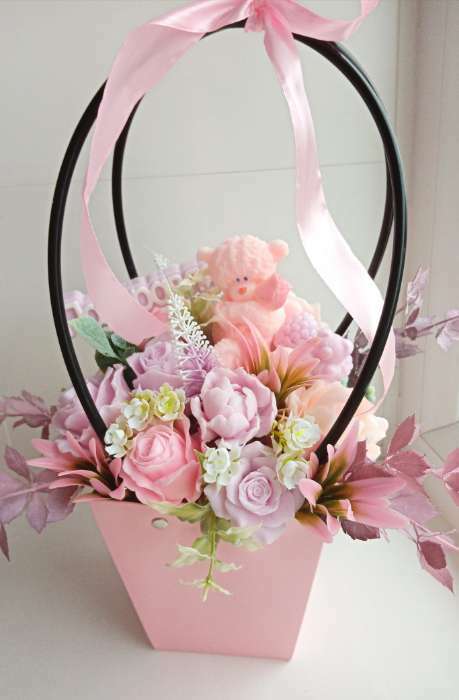 Фотография покупателя товара Сумка для цветов розовая влагостойкая, 12x12-8x8-12.5 см