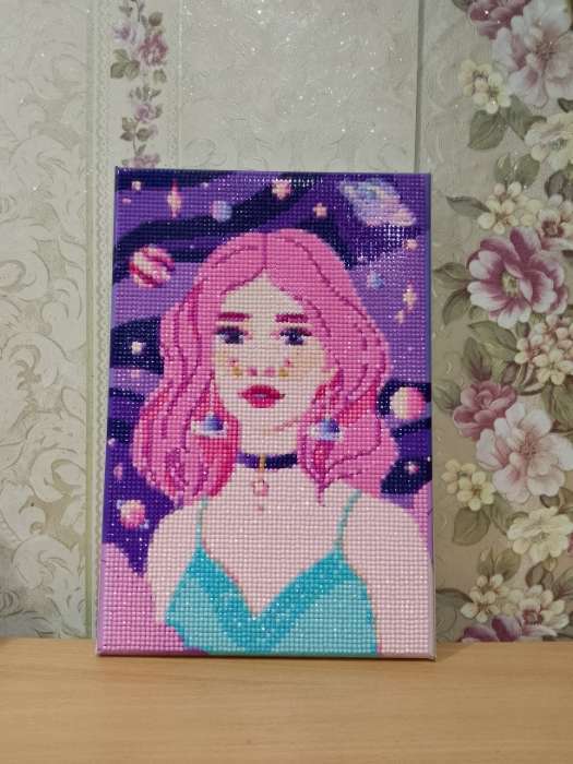 Фотография покупателя товара Алмазная мозаика с полным заполнением на подрамнике «Космическая девушка», 20×30 см - Фото 4