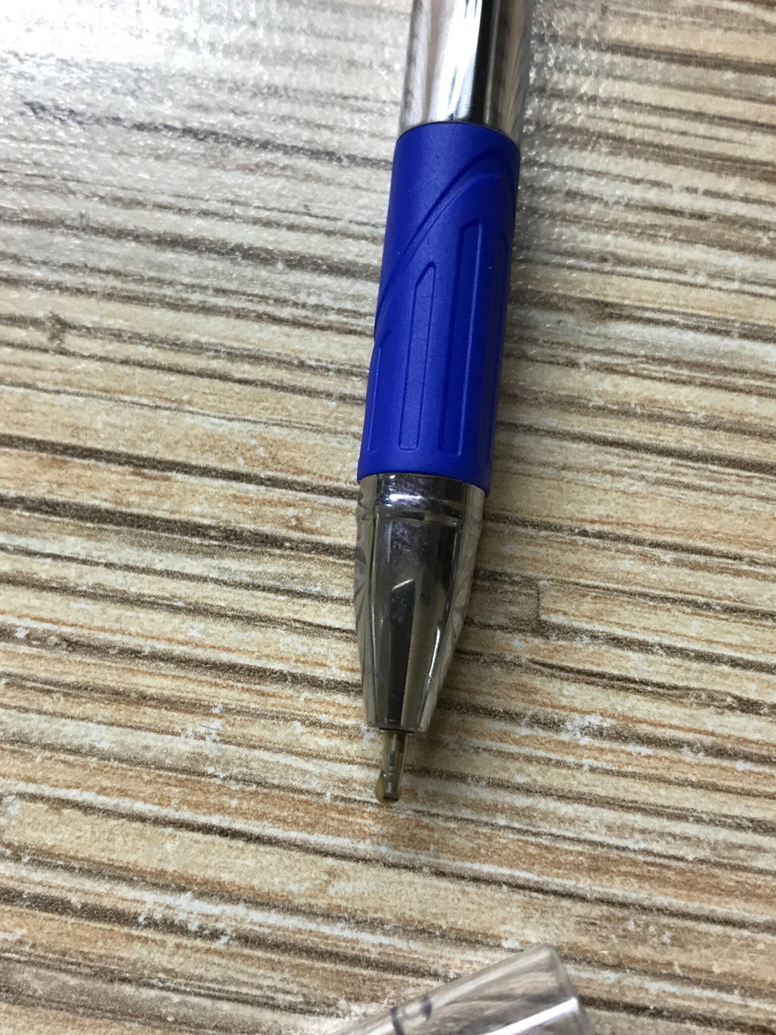 Фотография покупателя товара Ручка шариковая 0.7 мм, BRAUBERG Max-oil, с резиновым упором, чернила синие, масляная основа - Фото 2